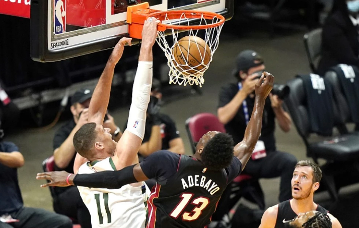  阿德巴约两双热火复仇雄鹿  